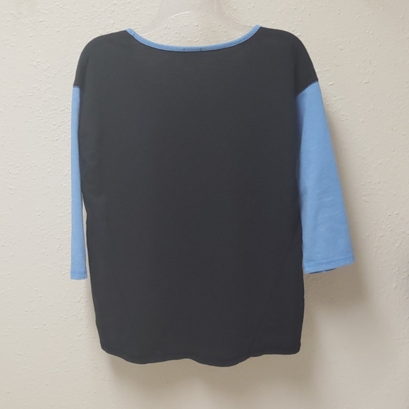 Top - Picture 2 of 3